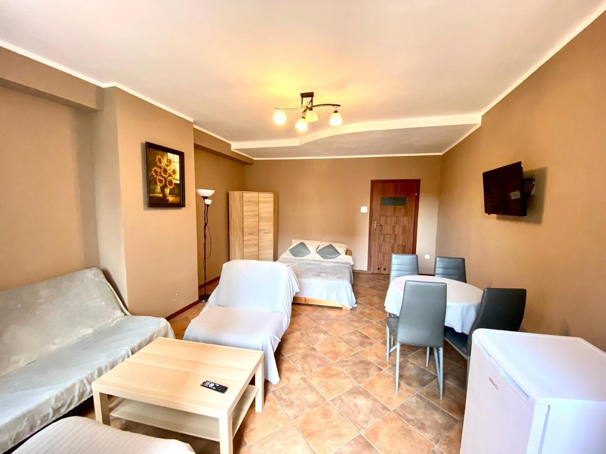 Pokoje Goscinne Marcin Leba Exterior foto